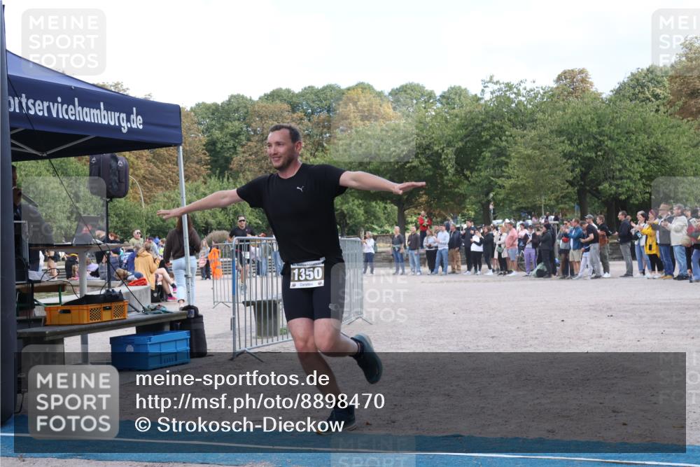 14.09.2025 - Stadtparktriathlon Strokosch-Dieckow http://msf.ph/oto/8898470 14.09.2025 13:56:10 Ziel 1324, 1350, 1357, 1484, 1499, 1563, 1612 meine-sportfotos.de