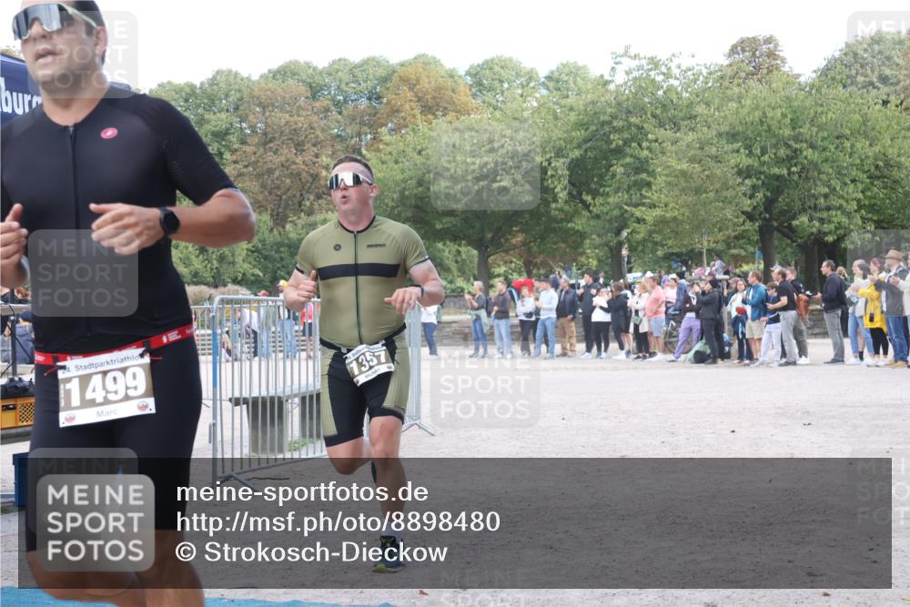 14.09.2025 - Stadtparktriathlon Strokosch-Dieckow http://msf.ph/oto/8898480 14.09.2025 13:56:16 Ziel 1324, 1350, 1357, 1499 meine-sportfotos.de