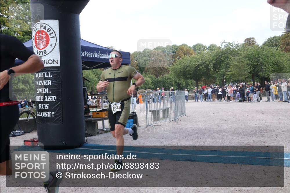 14.09.2025 - Stadtparktriathlon Strokosch-Dieckow http://msf.ph/oto/8898483 14.09.2025 13:56:17 Ziel 1357, 1499 meine-sportfotos.de