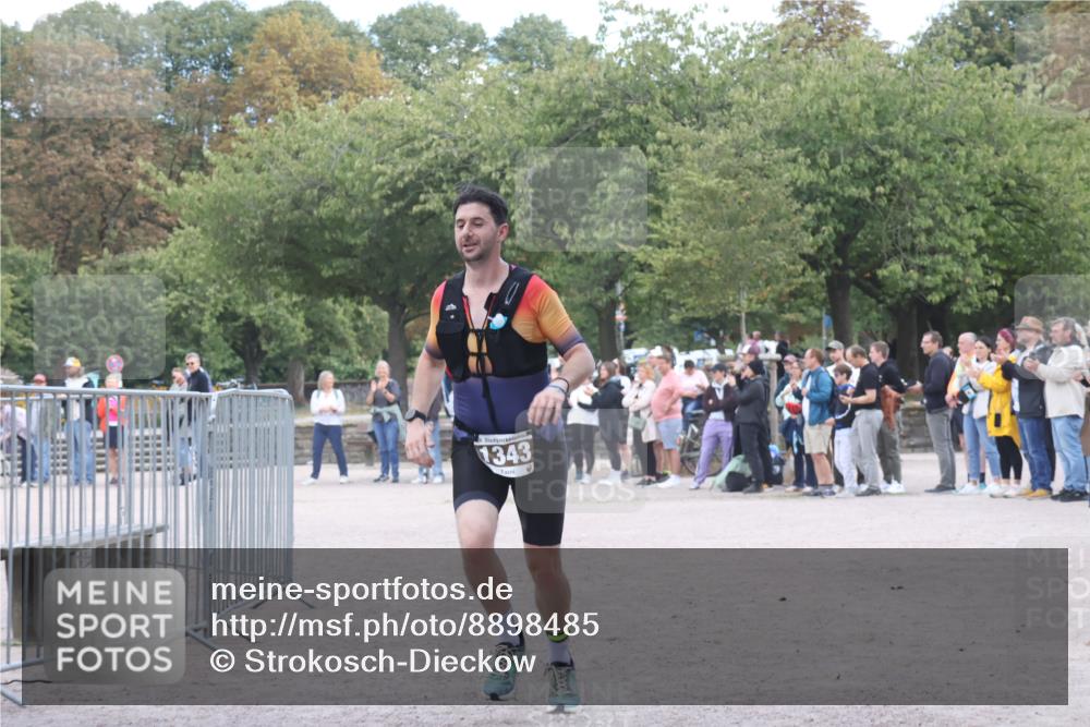 14.09.2025 - Stadtparktriathlon Strokosch-Dieckow http://msf.ph/oto/8898485 14.09.2025 13:56:24 Ziel 1325, 1343, 1441 meine-sportfotos.de