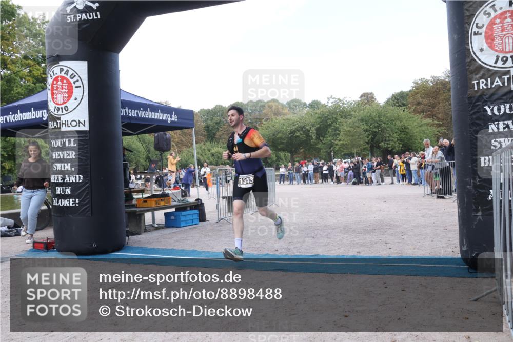 14.09.2025 - Stadtparktriathlon Strokosch-Dieckow http://msf.ph/oto/8898488 14.09.2025 13:56:24 Ziel 1325, 1343, 1441 meine-sportfotos.de