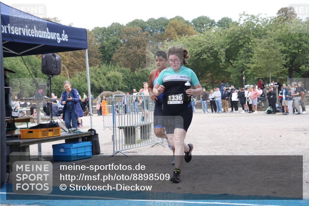 14.09.2025 - Stadtparktriathlon Strokosch-Dieckow http://msf.ph/oto/8898509 14.09.2025 13:56:49 Ziel 1336, 1586, 1615 meine-sportfotos.de