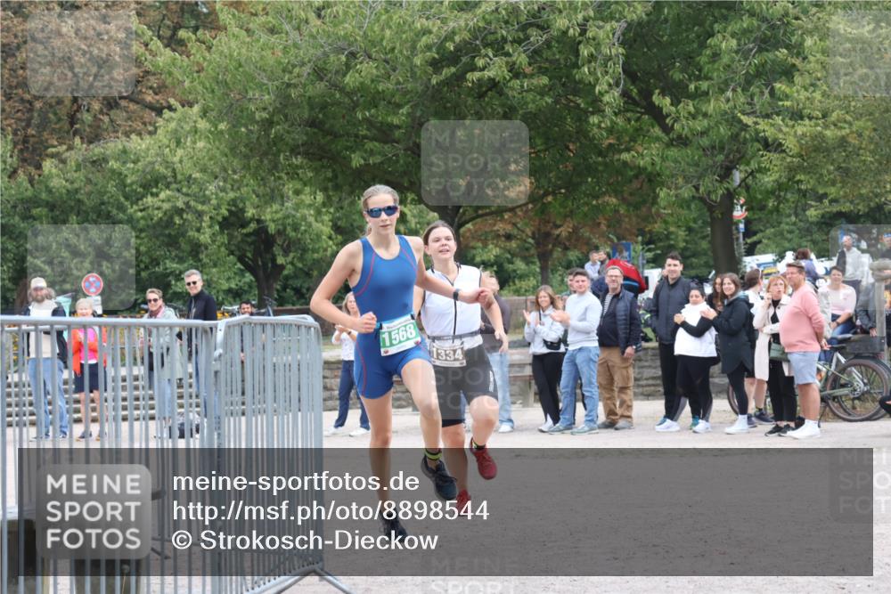 14.09.2025 - Stadtparktriathlon Strokosch-Dieckow http://msf.ph/oto/8898544 14.09.2025 13:58:41 Ziel 1334, 1568 meine-sportfotos.de
