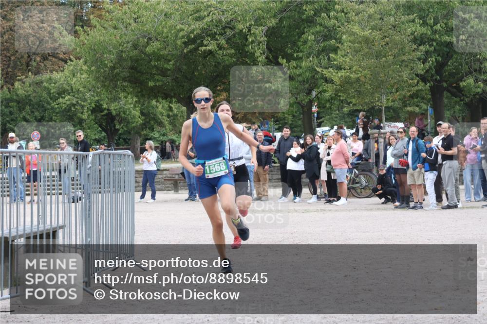 14.09.2025 - Stadtparktriathlon Strokosch-Dieckow http://msf.ph/oto/8898545 14.09.2025 13:58:42 Ziel 1334, 1568 meine-sportfotos.de