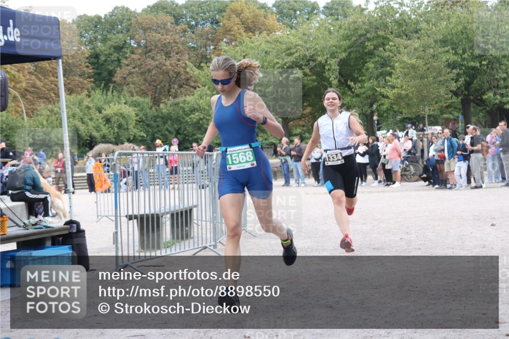 14.09.2025 - Stadtparktriathlon Strokosch-Dieckow http://msf.ph/oto/8898550 14.09.2025 13:58:43 Ziel 1334, 1568 meine-sportfotos.de