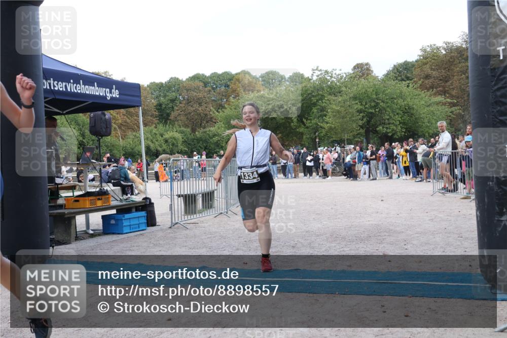 14.09.2025 - Stadtparktriathlon Strokosch-Dieckow http://msf.ph/oto/8898557 14.09.2025 13:58:44 Ziel 1334, 1568 meine-sportfotos.de
