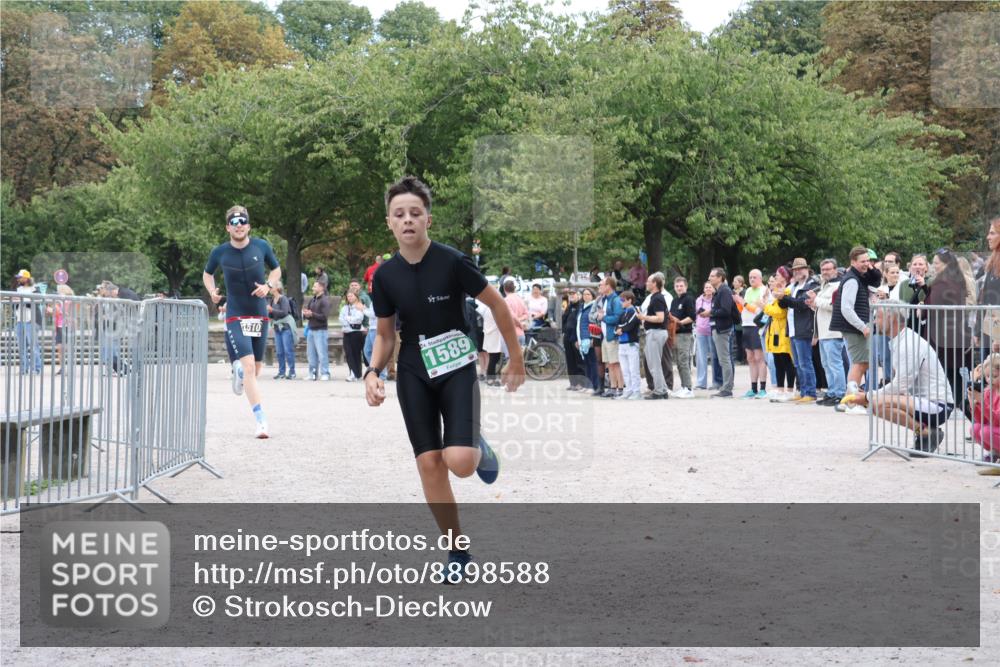 14.09.2025 - Stadtparktriathlon Strokosch-Dieckow http://msf.ph/oto/8898588 14.09.2025 14:00:08 Ziel 1510, 1589 meine-sportfotos.de
