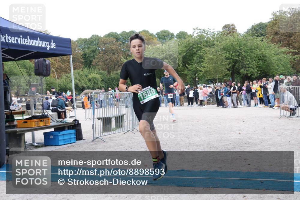 14.09.2025 - Stadtparktriathlon Strokosch-Dieckow http://msf.ph/oto/8898593 14.09.2025 14:00:09 Ziel 1510, 1589 meine-sportfotos.de