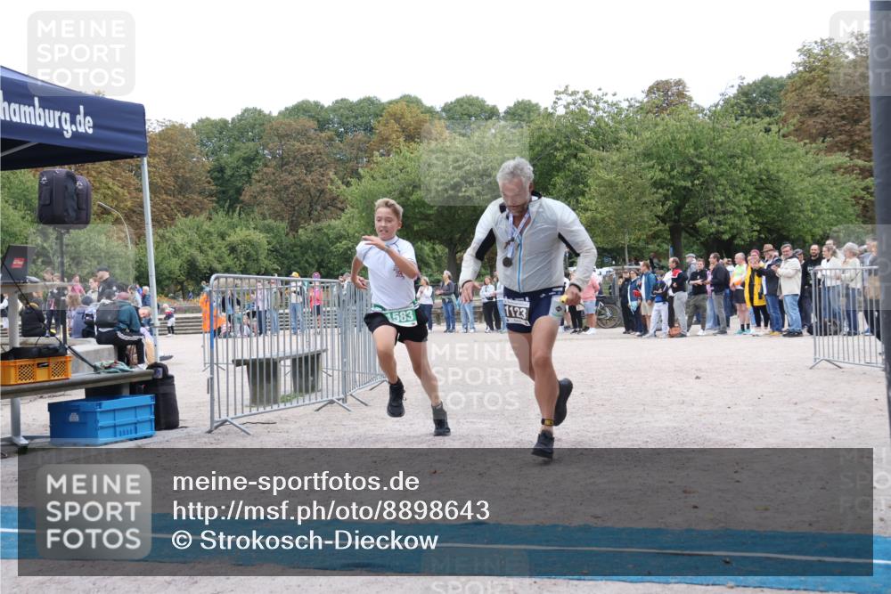 14.09.2025 - Stadtparktriathlon Strokosch-Dieckow http://msf.ph/oto/8898643 14.09.2025 14:00:41 Ziel 1583 meine-sportfotos.de