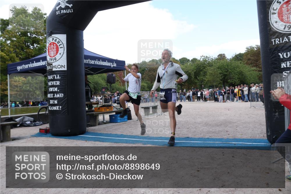 14.09.2025 - Stadtparktriathlon Strokosch-Dieckow http://msf.ph/oto/8898649 14.09.2025 14:00:42 Ziel 1583 meine-sportfotos.de