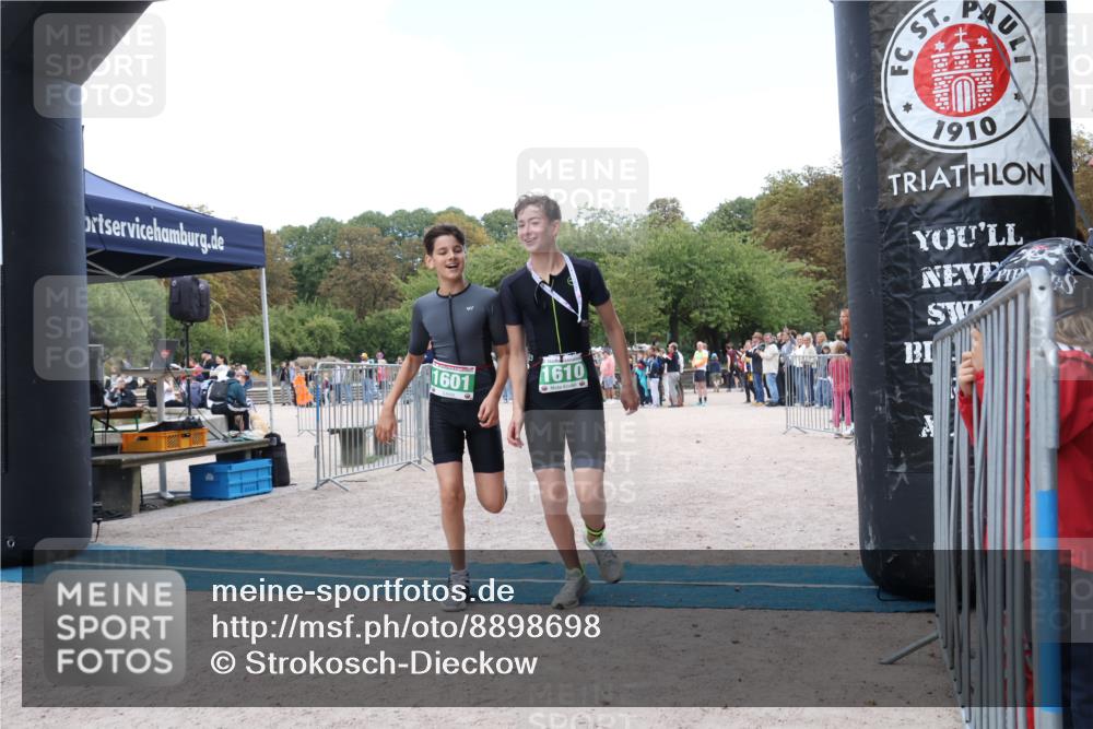 14.09.2025 - Stadtparktriathlon Strokosch-Dieckow http://msf.ph/oto/8898698 14.09.2025 14:02:20 Ziel 1517, 1601 meine-sportfotos.de