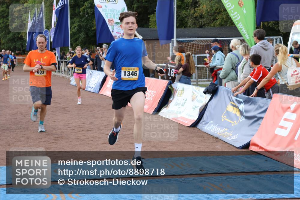 14.09.2025 - Airport Race Strokosch-Dieckow http://msf.ph/oto/8898718 14.09.2025 12:25:58 Ziel 96, 253, 633, 649, 777, 1078, 1344, 1346, 1717, 1792, 1880, 2161 meine-sportfotos.de