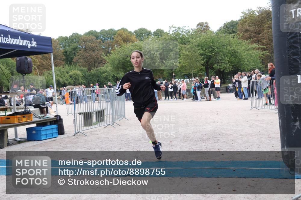 14.09.2025 - Stadtparktriathlon Strokosch-Dieckow http://msf.ph/oto/8898755 14.09.2025 14:03:29 Ziel 1397, 1494, 1496, 1573 meine-sportfotos.de
