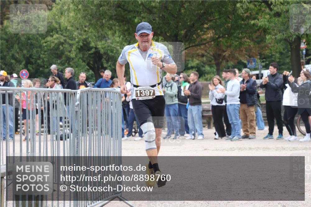 14.09.2025 - Stadtparktriathlon Strokosch-Dieckow http://msf.ph/oto/8898760 14.09.2025 14:03:33 Ziel 1397, 1573 meine-sportfotos.de