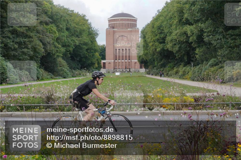 14.09.2025 - Stadtparktriathlon Michael Burmester http://msf.ph/oto/8898815 14.09.2025 12:47:59 Radfahren 1245, 1247, 1251, 1263, 1278, 1316, 1387, 1394 meine-sportfotos.de