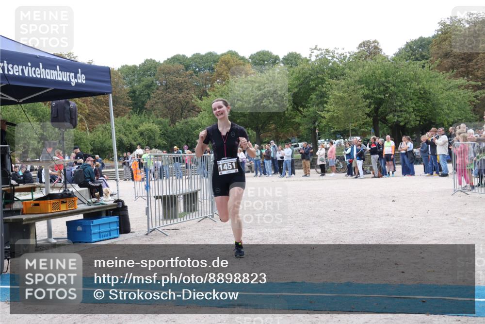 14.09.2025 - Stadtparktriathlon Strokosch-Dieckow http://msf.ph/oto/8898823 14.09.2025 14:05:23 Ziel 1451, 1608 meine-sportfotos.de