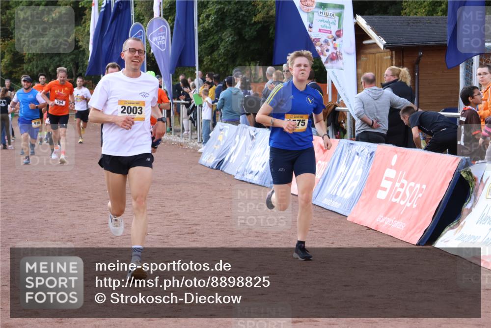 14.09.2025 - Airport Race Strokosch-Dieckow http://msf.ph/oto/8898825 14.09.2025 12:26:17 Ziel 122, 149, 151, 245, 321, 764, 978, 1276, 1401, 1433, 1575, 1881, 2003, 2038, 4235 meine-sportfotos.de