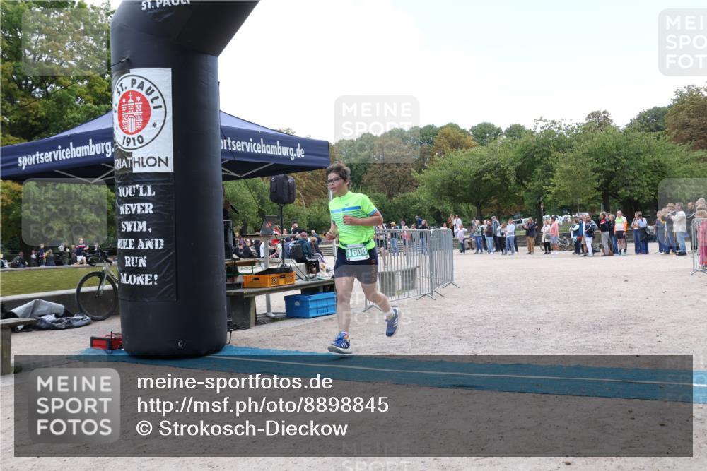 14.09.2025 - Stadtparktriathlon Strokosch-Dieckow http://msf.ph/oto/8898845 14.09.2025 14:05:29 Ziel 1451, 1506, 1608 meine-sportfotos.de