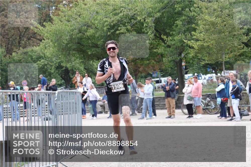 14.09.2025 - Stadtparktriathlon Strokosch-Dieckow http://msf.ph/oto/8898854 14.09.2025 14:05:32 Ziel 1506, 1608 meine-sportfotos.de
