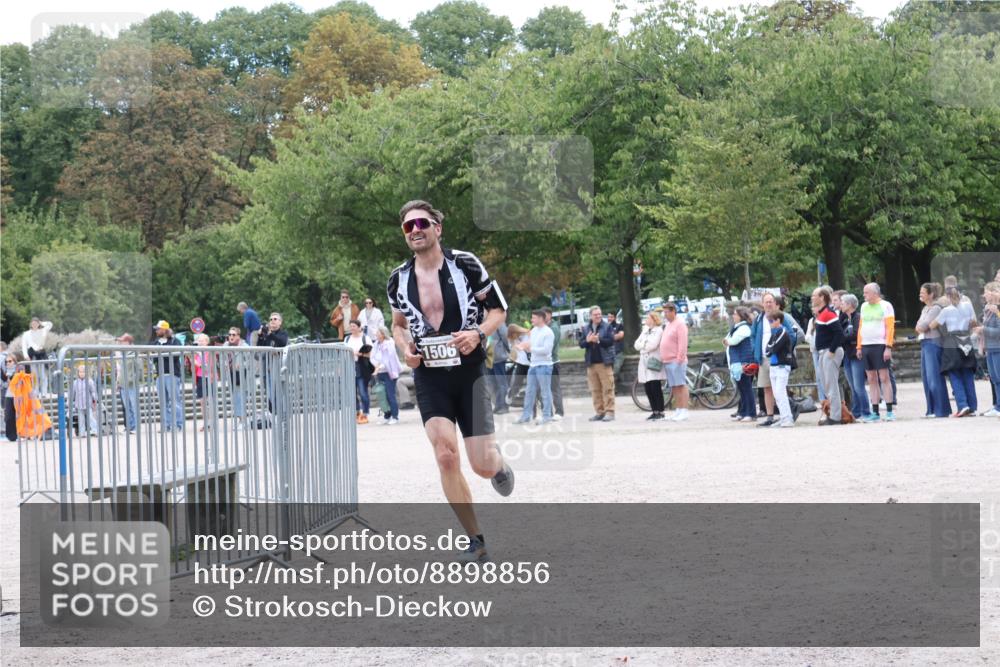 14.09.2025 - Stadtparktriathlon Strokosch-Dieckow http://msf.ph/oto/8898856 14.09.2025 14:05:32 Ziel 1506, 1608 meine-sportfotos.de