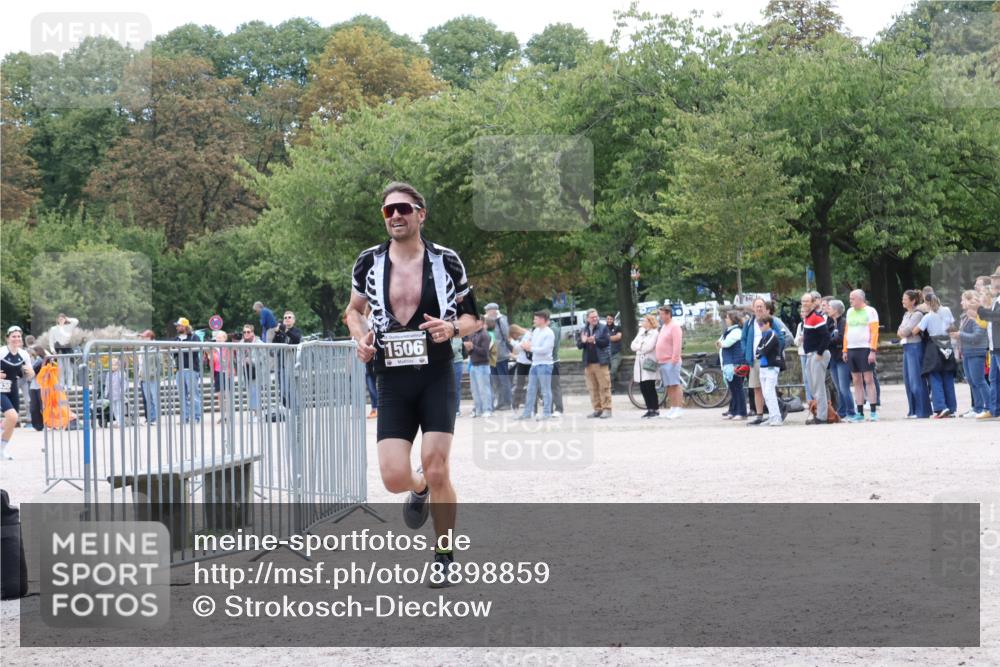 14.09.2025 - Stadtparktriathlon Strokosch-Dieckow http://msf.ph/oto/8898859 14.09.2025 14:05:33 Ziel 1430, 1506, 1608 meine-sportfotos.de