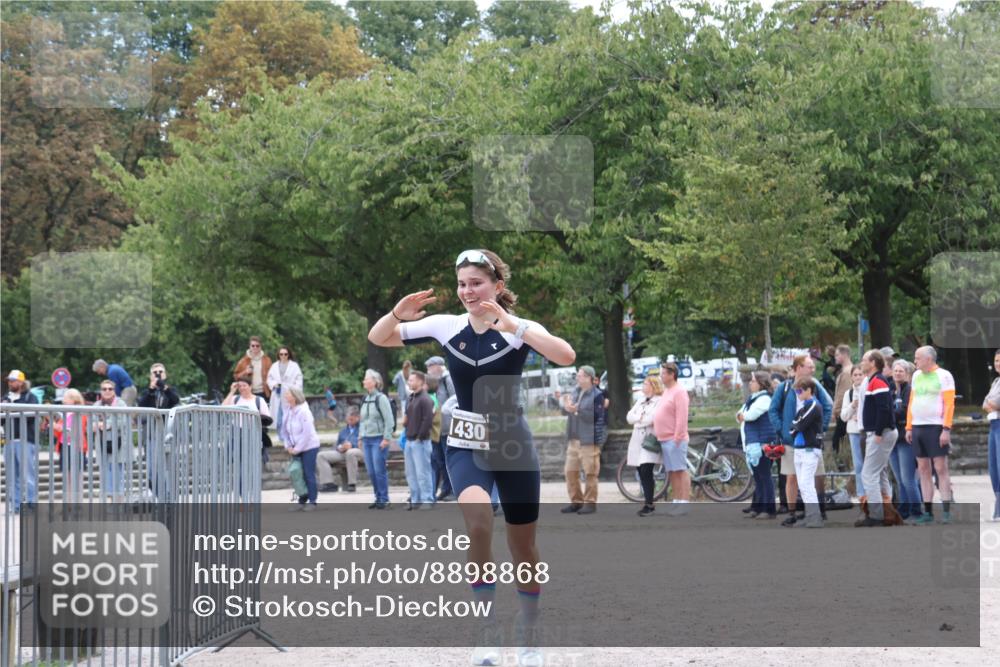 14.09.2025 - Stadtparktriathlon Strokosch-Dieckow http://msf.ph/oto/8898868 14.09.2025 14:05:37 Ziel 1430, 1506 meine-sportfotos.de