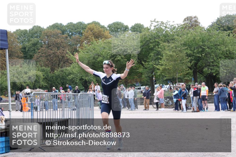 14.09.2025 - Stadtparktriathlon Strokosch-Dieckow http://msf.ph/oto/8898873 14.09.2025 14:05:38 Ziel 1430, 1506 meine-sportfotos.de