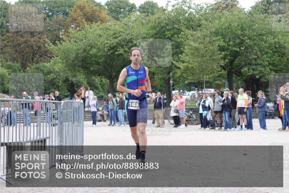 14.09.2025 - Stadtparktriathlon Strokosch-Dieckow http://msf.ph/oto/8898883 14.09.2025 14:05:46 Ziel 1430, 1468 meine-sportfotos.de