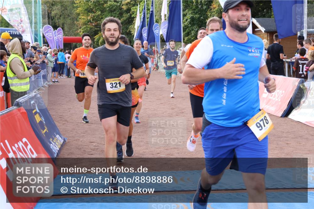 14.09.2025 - Airport Race Strokosch-Dieckow http://msf.ph/oto/8898886 14.09.2025 12:26:24 Ziel 122, 149, 151, 321, 334, 764, 978, 1276, 1312, 1401, 1881, 2038, 2135, 4240 meine-sportfotos.de