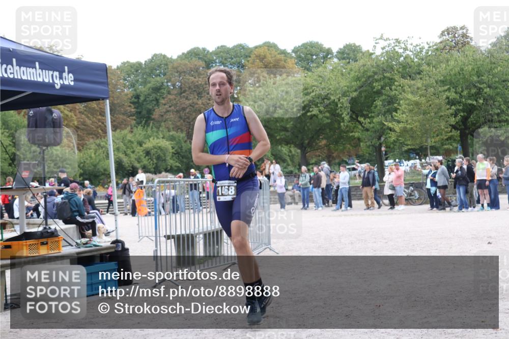 14.09.2025 - Stadtparktriathlon Strokosch-Dieckow http://msf.ph/oto/8898888 14.09.2025 14:05:48 Ziel 1329, 1468 meine-sportfotos.de