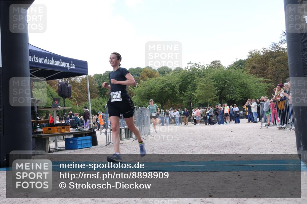 14.09.2025 - Stadtparktriathlon Strokosch-Dieckow http://msf.ph/oto/8898909 14.09.2025 14:06:25 Ziel 1460, 1467 meine-sportfotos.de