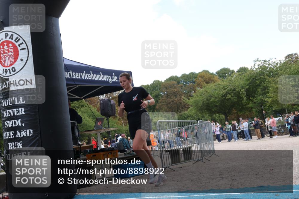 14.09.2025 - Stadtparktriathlon Strokosch-Dieckow http://msf.ph/oto/8898922 14.09.2025 14:06:45 Ziel 1446, 1526 meine-sportfotos.de