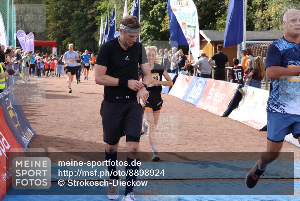 14.09.2025 - Airport Race Strokosch-Dieckow http://msf.ph/oto/8898924 14.09.2025 12:26:30 Ziel 285, 334, 733, 1110, 1276, 1312, 1592, 1684, 1881, 2135, 4047, 4069, 4240 meine-sportfotos.de