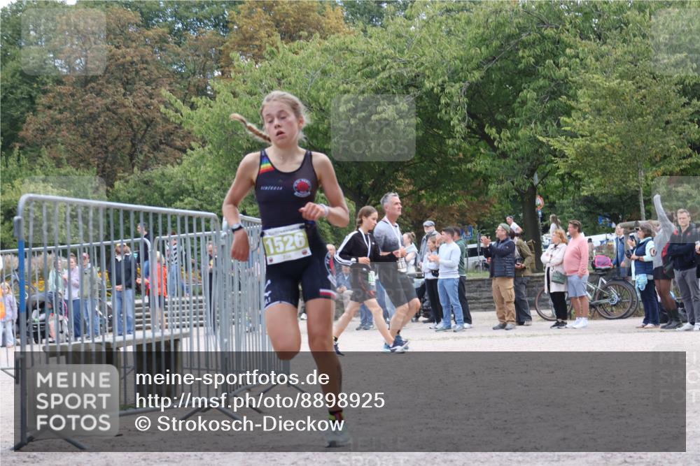14.09.2025 - Stadtparktriathlon Strokosch-Dieckow http://msf.ph/oto/8898925 14.09.2025 14:06:50 Ziel 1446, 1526 meine-sportfotos.de