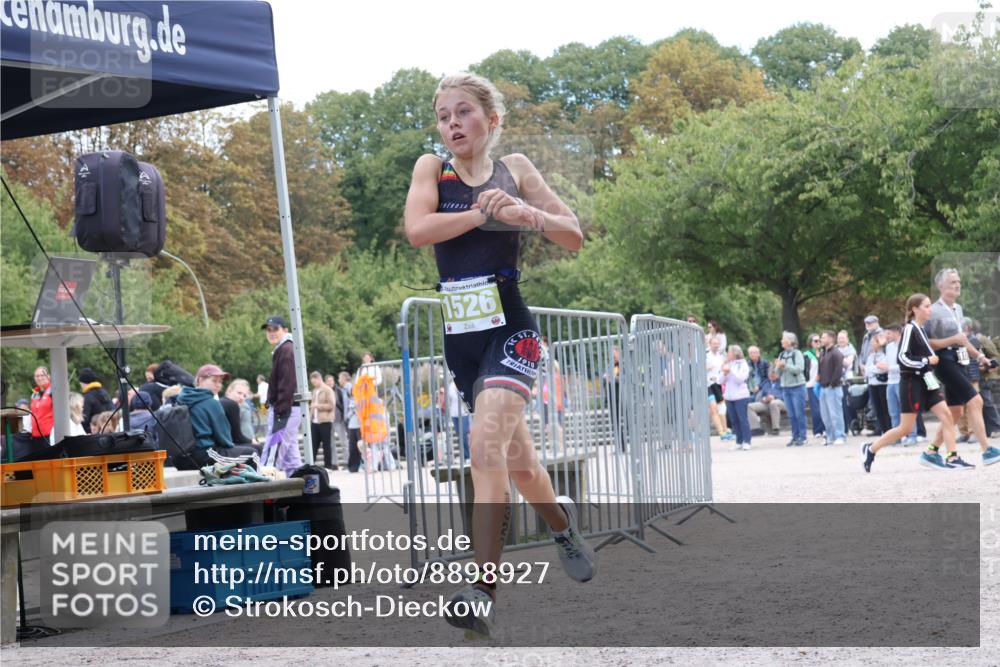 14.09.2025 - Stadtparktriathlon Strokosch-Dieckow http://msf.ph/oto/8898927 14.09.2025 14:06:50 Ziel 1446, 1526 meine-sportfotos.de