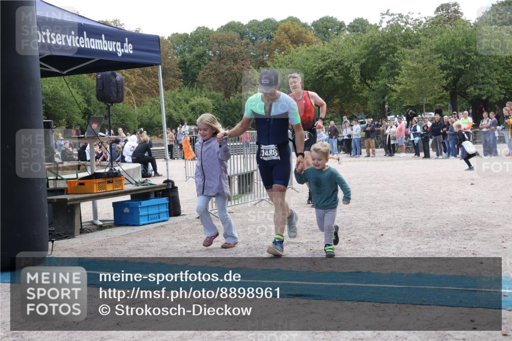 14.09.2025 - Stadtparktriathlon Strokosch-Dieckow http://msf.ph/oto/8898961 14.09.2025 14:08:16 Ziel 1471, 1488 meine-sportfotos.de