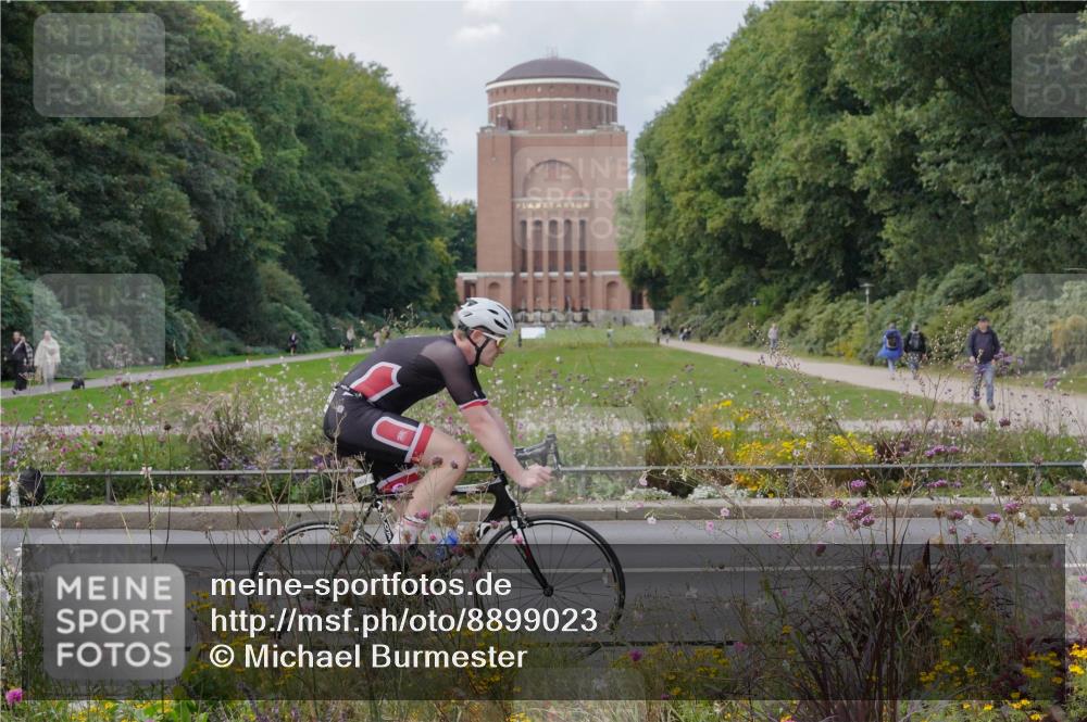 14.09.2025 - Stadtparktriathlon Michael Burmester http://msf.ph/oto/8899023 14.09.2025 12:50:31 Radfahren 1222, 1232, 1277, 1329, 1331, 1361, 1405 meine-sportfotos.de