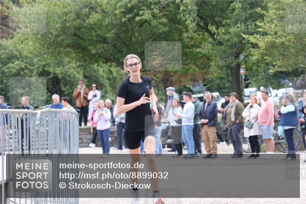 14.09.2025 - Stadtparktriathlon Strokosch-Dieckow http://msf.ph/oto/8899032 14.09.2025 14:09:23 Ziel 1443, 1630 meine-sportfotos.de