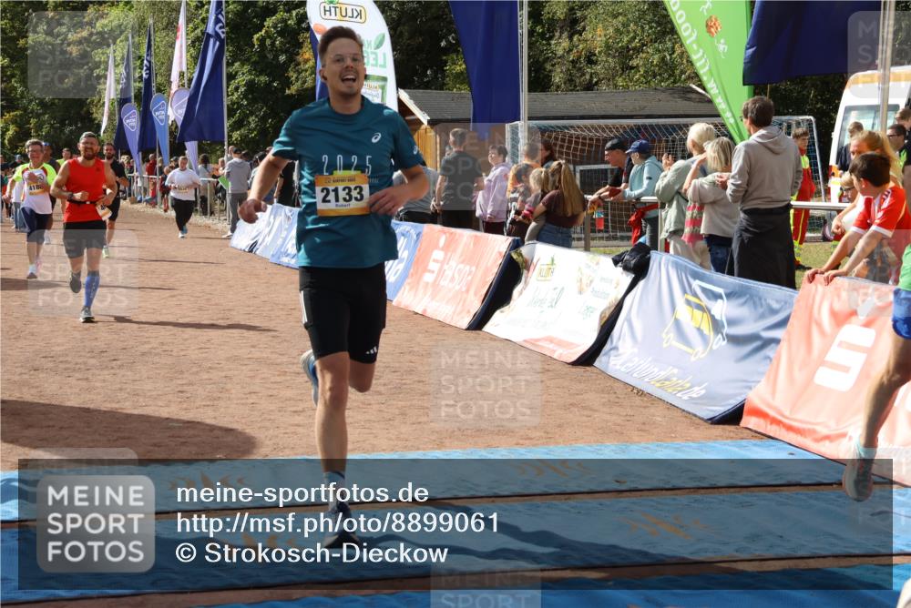 14.09.2025 - Airport Race Strokosch-Dieckow http://msf.ph/oto/8899061 14.09.2025 12:26:47 Ziel 17, 330, 468, 1293, 1803, 2133, 4017, 4188 meine-sportfotos.de