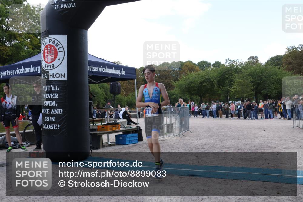 14.09.2025 - Stadtparktriathlon Strokosch-Dieckow http://msf.ph/oto/8899083 14.09.2025 14:10:07 Ziel 1330, 1646, 1677 meine-sportfotos.de