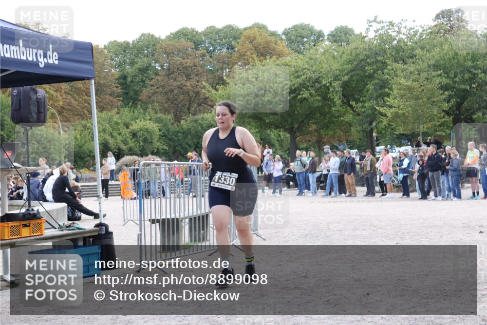14.09.2025 - Stadtparktriathlon Strokosch-Dieckow http://msf.ph/oto/8899098 14.09.2025 14:10:11 Ziel 1330, 1646, 1677 meine-sportfotos.de