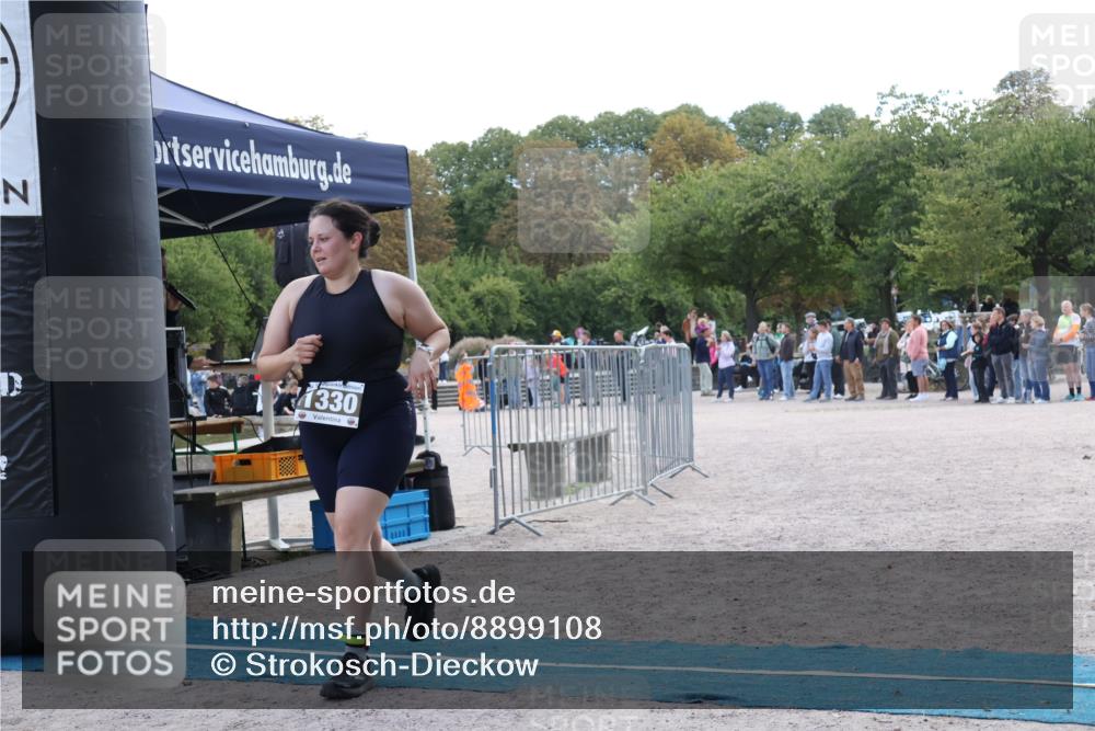 14.09.2025 - Stadtparktriathlon Strokosch-Dieckow http://msf.ph/oto/8899108 14.09.2025 14:10:12 Ziel 1330, 1646, 1677 meine-sportfotos.de