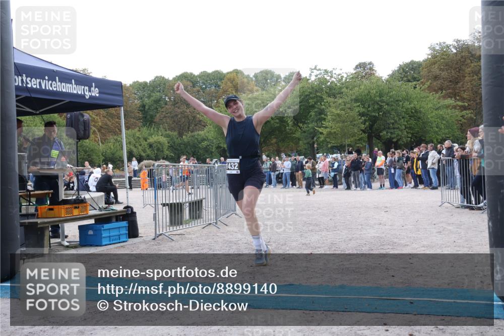 14.09.2025 - Stadtparktriathlon Strokosch-Dieckow http://msf.ph/oto/8899140 14.09.2025 14:10:39 Ziel 1432, 1537 meine-sportfotos.de