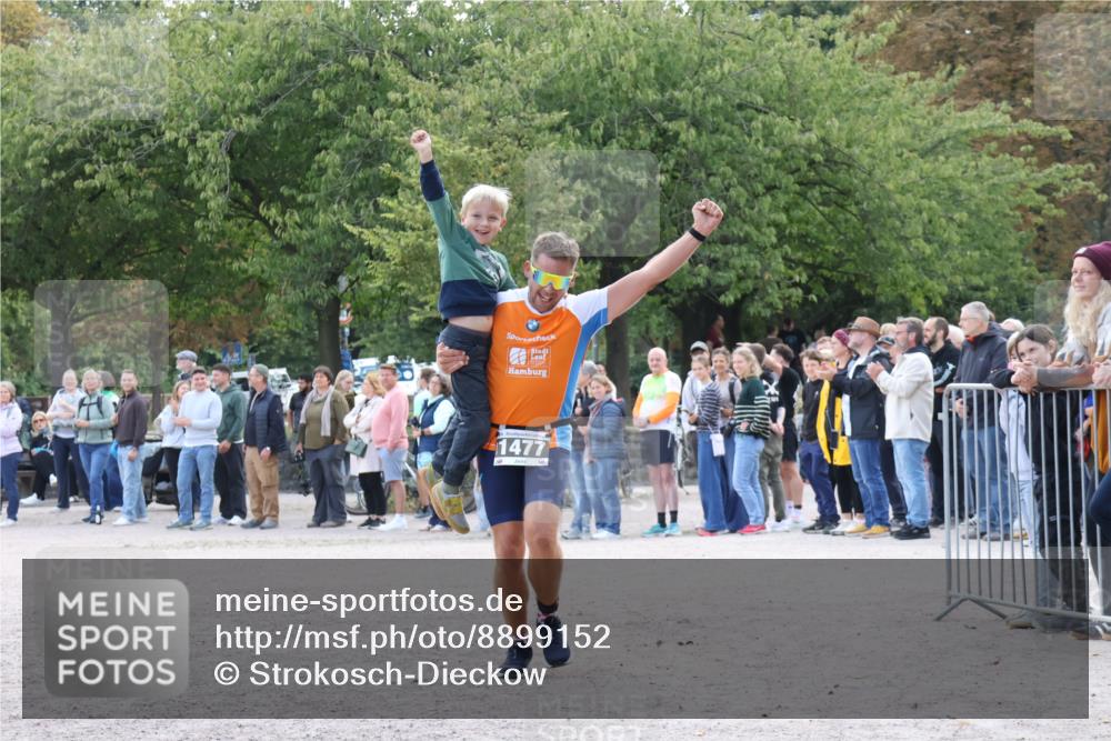 14.09.2025 - Stadtparktriathlon Strokosch-Dieckow http://msf.ph/oto/8899152 14.09.2025 14:10:46 Ziel 1432, 1477 meine-sportfotos.de