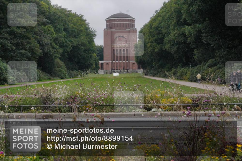 14.09.2025 - Stadtparktriathlon Michael Burmester http://msf.ph/oto/8899154 14.09.2025 09:10:10 Radfahren 315, 328, 348, 350, 357, 387, 391, 413, 414 meine-sportfotos.de