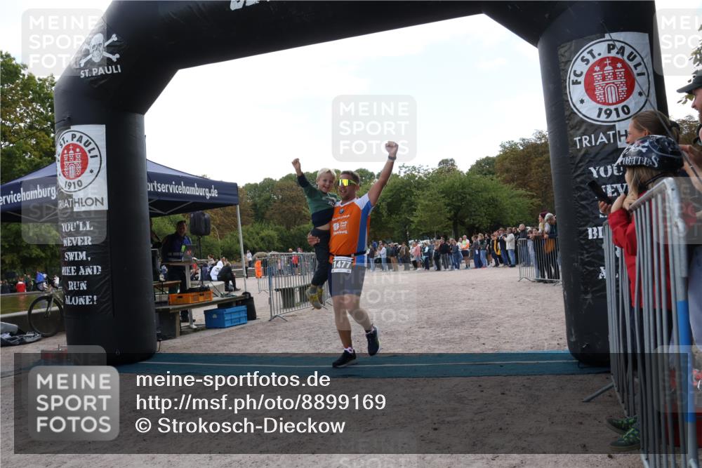 14.09.2025 - Stadtparktriathlon Strokosch-Dieckow http://msf.ph/oto/8899169 14.09.2025 14:10:49 Ziel 1477 meine-sportfotos.de