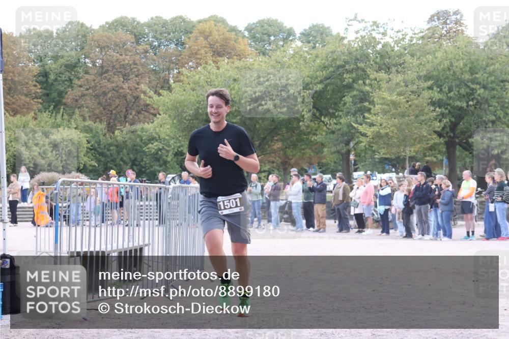 14.09.2025 - Stadtparktriathlon Strokosch-Dieckow http://msf.ph/oto/8899180 14.09.2025 14:11:05 Ziel 1480, 1501 meine-sportfotos.de