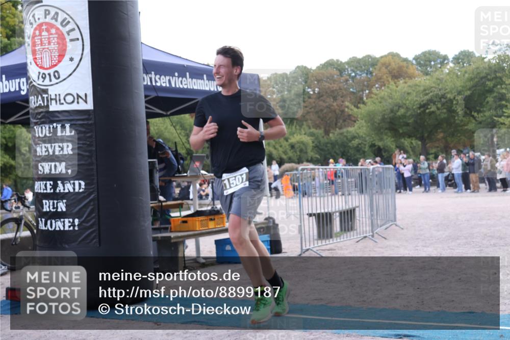 14.09.2025 - Stadtparktriathlon Strokosch-Dieckow http://msf.ph/oto/8899187 14.09.2025 14:11:06 Ziel 1480, 1501 meine-sportfotos.de