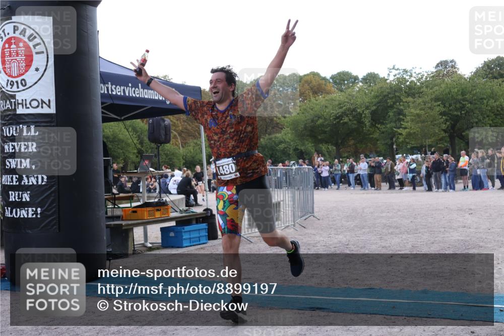 14.09.2025 - Stadtparktriathlon Strokosch-Dieckow http://msf.ph/oto/8899197 14.09.2025 14:11:12 Ziel 1427, 1480, 1548 meine-sportfotos.de