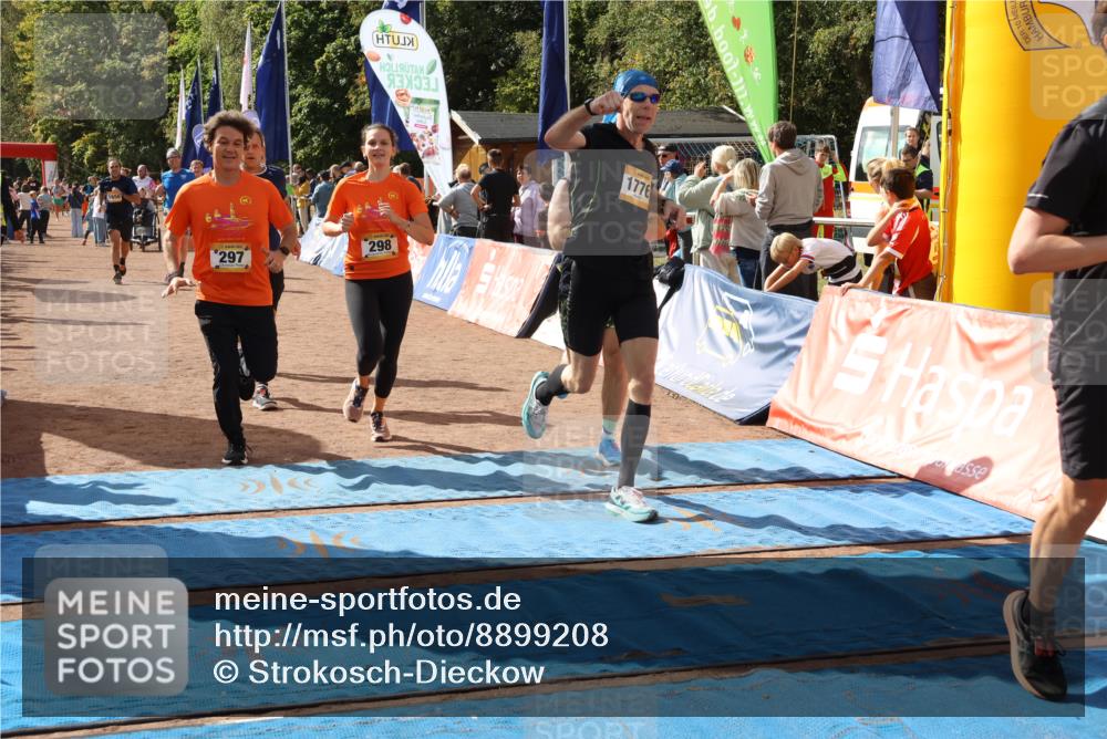 14.09.2025 - Airport Race Strokosch-Dieckow http://msf.ph/oto/8899208 14.09.2025 12:27:04 Ziel 123, 277, 297, 298, 562, 589, 644, 805, 1036, 1414, 1643, 1658, 1707, 1776, 1960, 4135, 4181, 5530 meine-sportfotos.de
